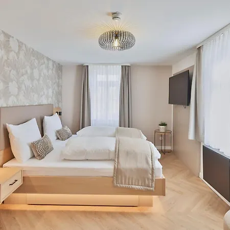 Wuerttemberger Hof Ξενοδοχείο 4*