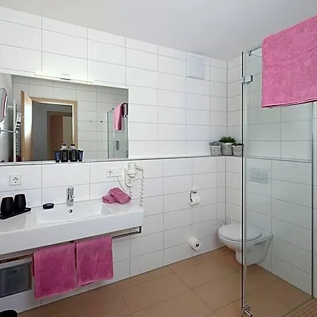 Wurttemberger Hof 4*