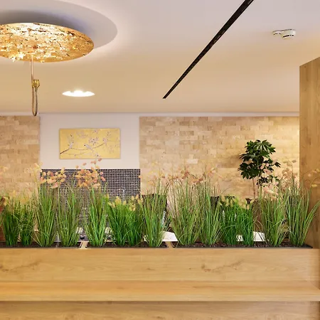 Wuerttemberger Hof Hotel 4*